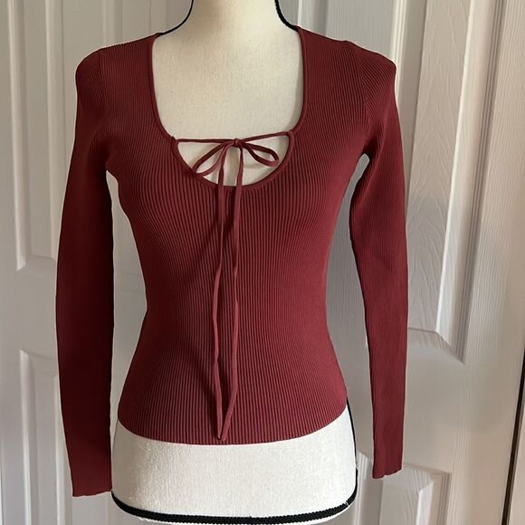 Zara Knit Burgandy Strappy Sweater - Picture 4 of 11